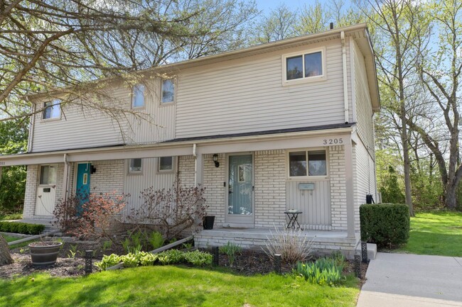 property at 3205 Woodland Ave