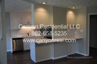 3513 Chaucer Dr in Hope Mills, NC - Building Photo - Building Photo