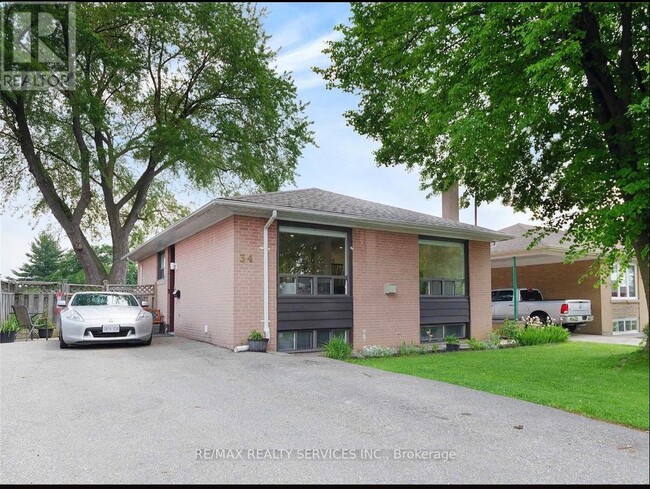 property at 34 Bridgenorth Crescent