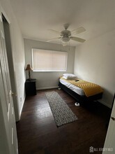 8 Cambridge Rd in Kendall Park, NJ - Building Photo - Building Photo