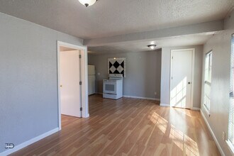 2202 Monroe St in Wichita Falls, TX - Building Photo - Building Photo