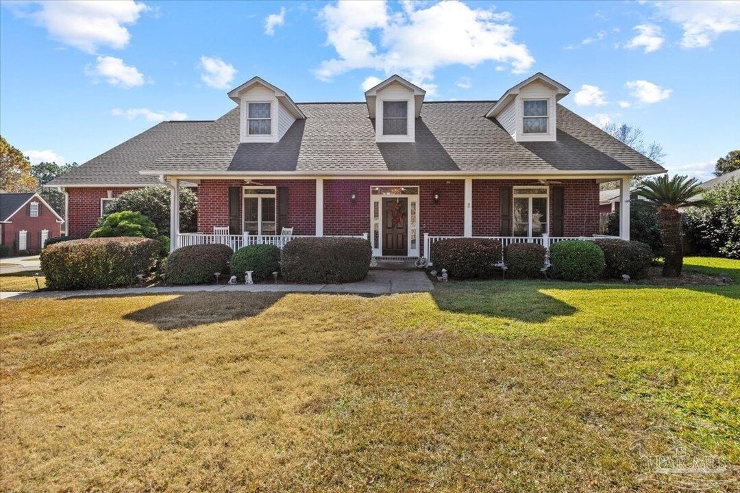 4283 Lancaster Gate Dr in Pace, FL - Building Photo