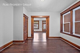 2349 Stratford Ave in Cincinnati, OH - Building Photo - Building Photo
