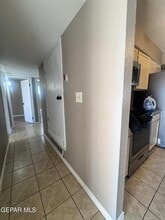 701 Porras Dr in El Paso, TX - Building Photo - Building Photo