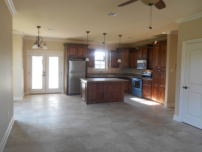 5221 Rue De Chateau in Alexandria, LA - Building Photo - Building Photo