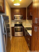 2845 Waialae Ave in Honolulu, HI - Building Photo