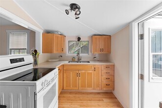 30 Bungalow Ln in Ocean Beach, NY - Building Photo - Building Photo