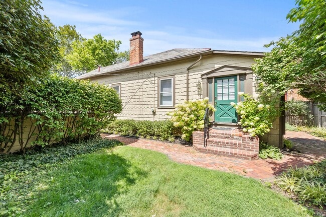 545 Cedar Alley in Columbus, OH - Building Photo - Building Photo