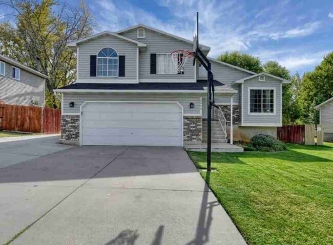 property at 2953 W 4850 S