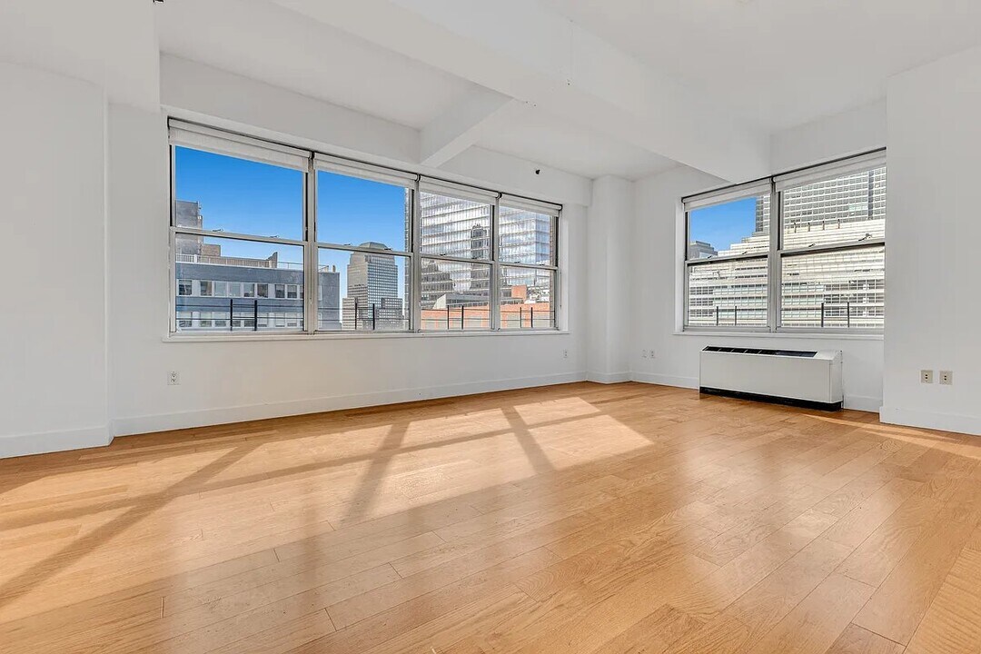 50 Murray St in New York, NY - Building Photo