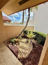10362 NW 46th Terrace in Doral, FL - Building Photo - Building Photo