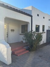 722 W Moreland St, Unit 722 in Phoenix, AZ - Foto de edificio - Building Photo