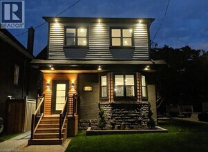 58 Rosslyn Ave N in Hamilton, ON - Building Photo - Building Photo