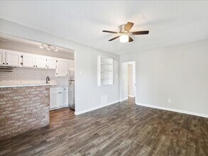 2322 Dunlavy St in Houston, TX - Building Photo - Building Photo