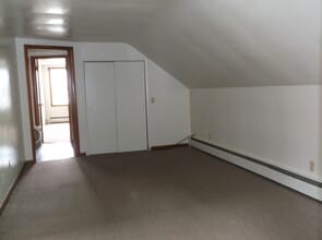 3109 Hall St in Endicott, NY - Building Photo - Building Photo