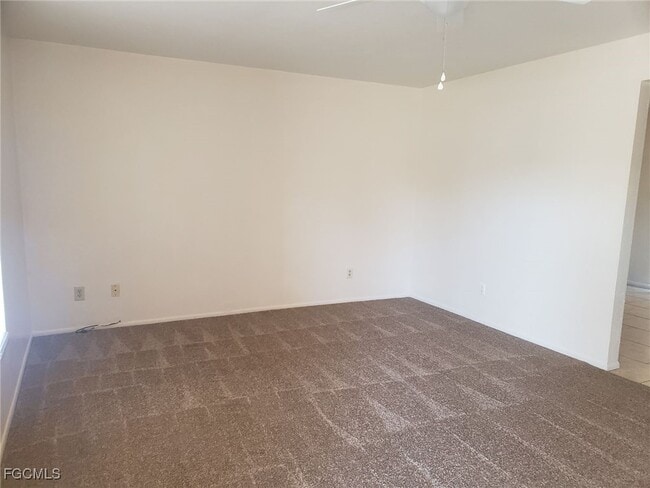 622 SE 13th Ct in Cape Coral, FL - Building Photo - Building Photo