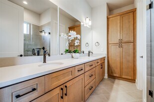 6522 Tree Branch Dr in Houston, TX - Building Photo