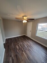 23337 Reynolds Ave in Hazel Park, MI - Building Photo - Building Photo