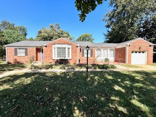 2706 Lafayette Rd SW in Huntsville, AL - Building Photo - Building Photo