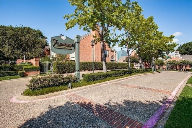12660 Hillcrest Rd, Unit 3202