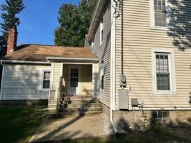 709 W Dryden Rd in Metamora, MI - Building Photo