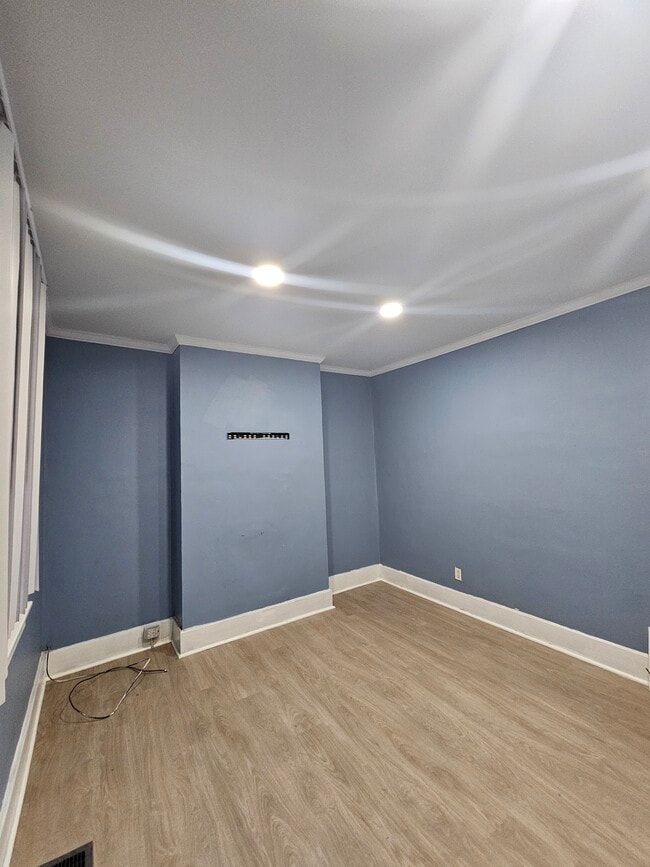 313 Stratmore St in Pittsburgh, PA - Foto de edificio - Building Photo