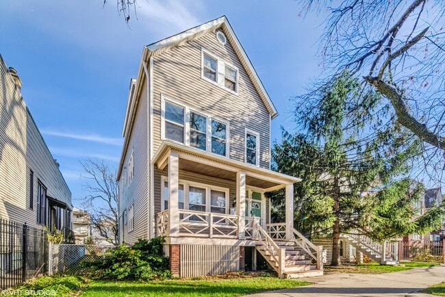 property at 3235 N Albany Ave