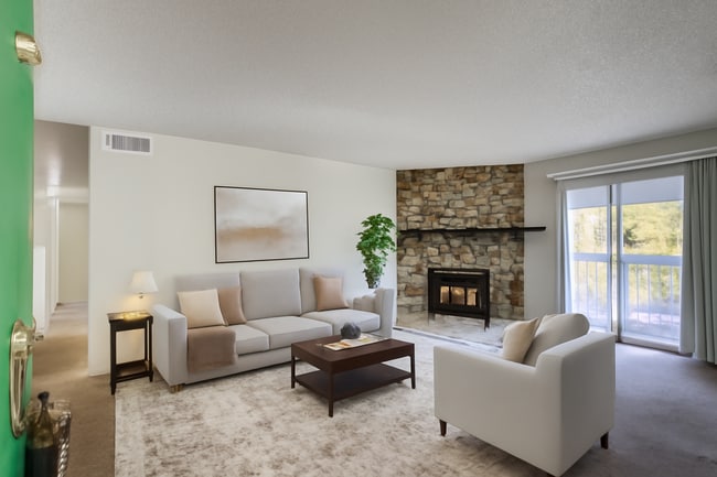 8555 Fairmount Dr in Denver, CO - Building Photo - Building Photo