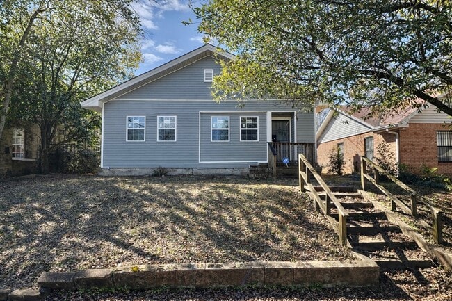 property at 521 41st St