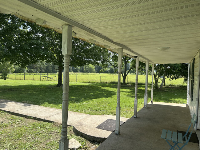 8746 Old Jackson Ridge Rd N in Rockvale, TN - Building Photo - Building Photo