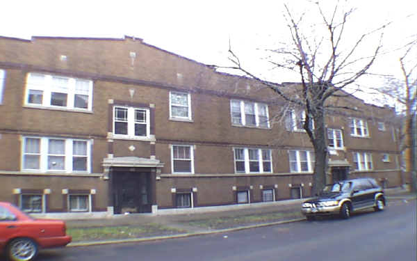 3819-3823 W Altgeld St in Chicago, IL - Foto de edificio