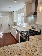 79 Bailey Rd, Unit 1 in Somerville, MA - Building Photo - Building Photo