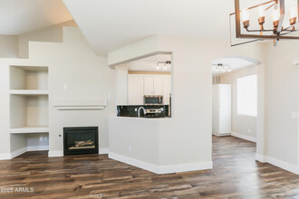 2246 S Bernard in Mesa, AZ - Foto de edificio - Building Photo