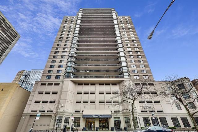property at 33 W Delaware Pl