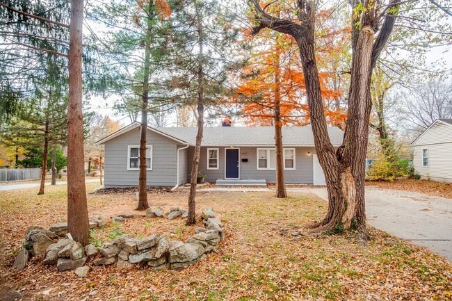 property at 8517 E 110 Terrace