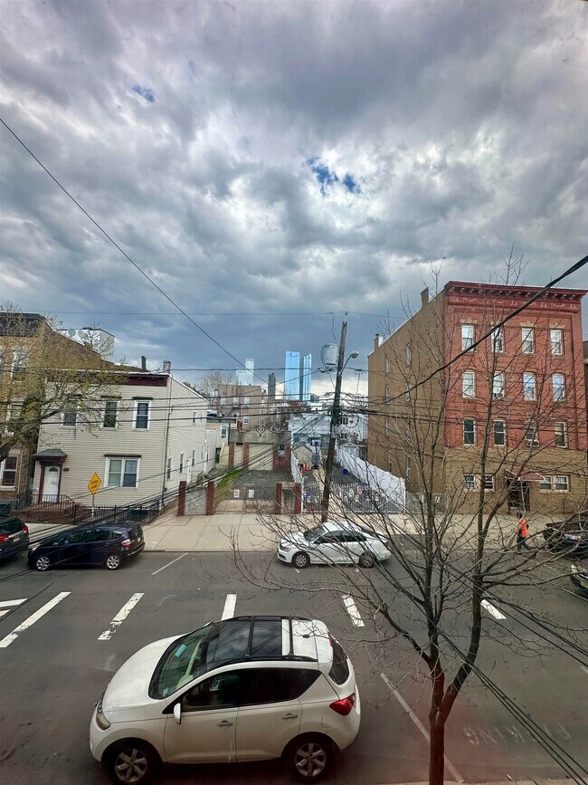 43 Wright Ave-Unit -1 in Jersey City, NJ - Building Photo - Building Photo