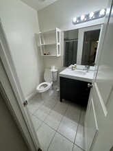3603 W Park Balboa Ave, Unit 1 in Orange, CA - Foto de edificio - Building Photo