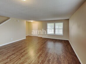 9488 W Quarter Moon Dr in Pendleton, IN - Building Photo - Building Photo