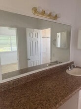 1911 NE 8th Ct in Fort Lauderdale, FL - Building Photo - Building Photo