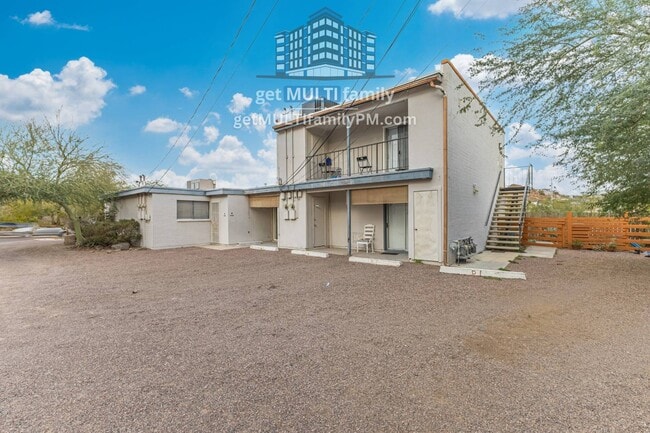 1111 E Butler Dr in Phoenix, AZ - Building Photo - Building Photo