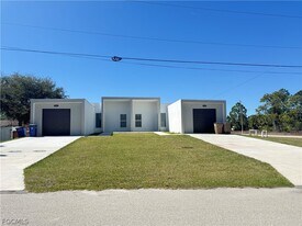 167 Pennfield St in Lehigh Acres, FL - Building Photo