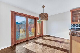 2901 Country Pl Cir in Carrollton, TX - Building Photo - Building Photo