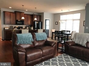 3013 Meridian Cmns in Mechanicsburg, PA - Building Photo - Building Photo