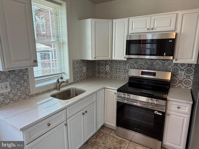 property at 2667 N Napa St