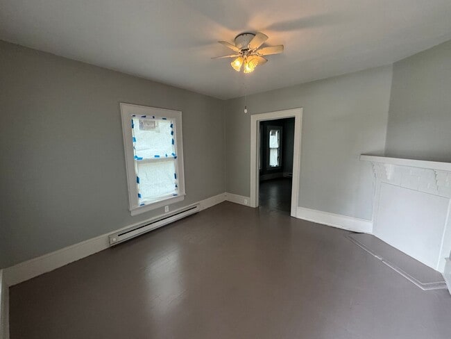 321 S Tillery St in Rocky Mount, NC - Foto de edificio - Building Photo