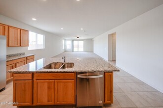 25413 N 172nd Ln in Surprise, AZ - Building Photo - Building Photo