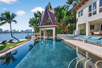 14 W San Marino Dr in Miami Beach, FL - Building Photo - Building Photo