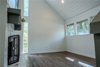 8025 Cedar Cove in Roswell, GA - Building Photo - Building Photo