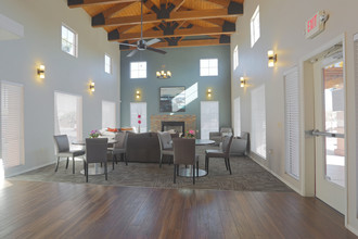 Icon on Midvale in Tucson, AZ - Building Photo - Interior Photo