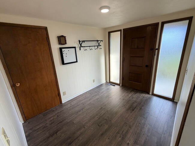 1312 N Western Ave in Wenatchee, WA - Building Photo - Building Photo